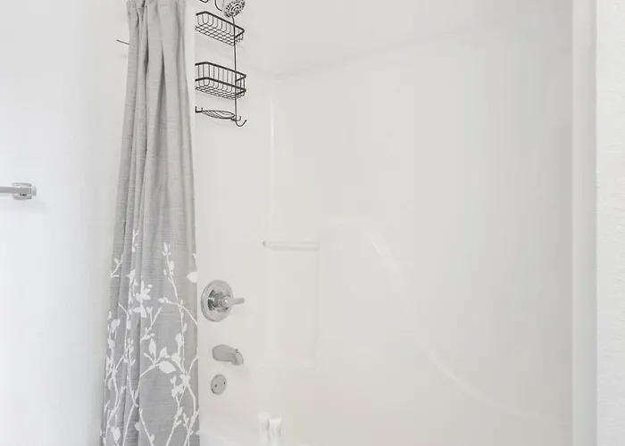 Crystal Tower 206 Amenities Galore Gulf Shores